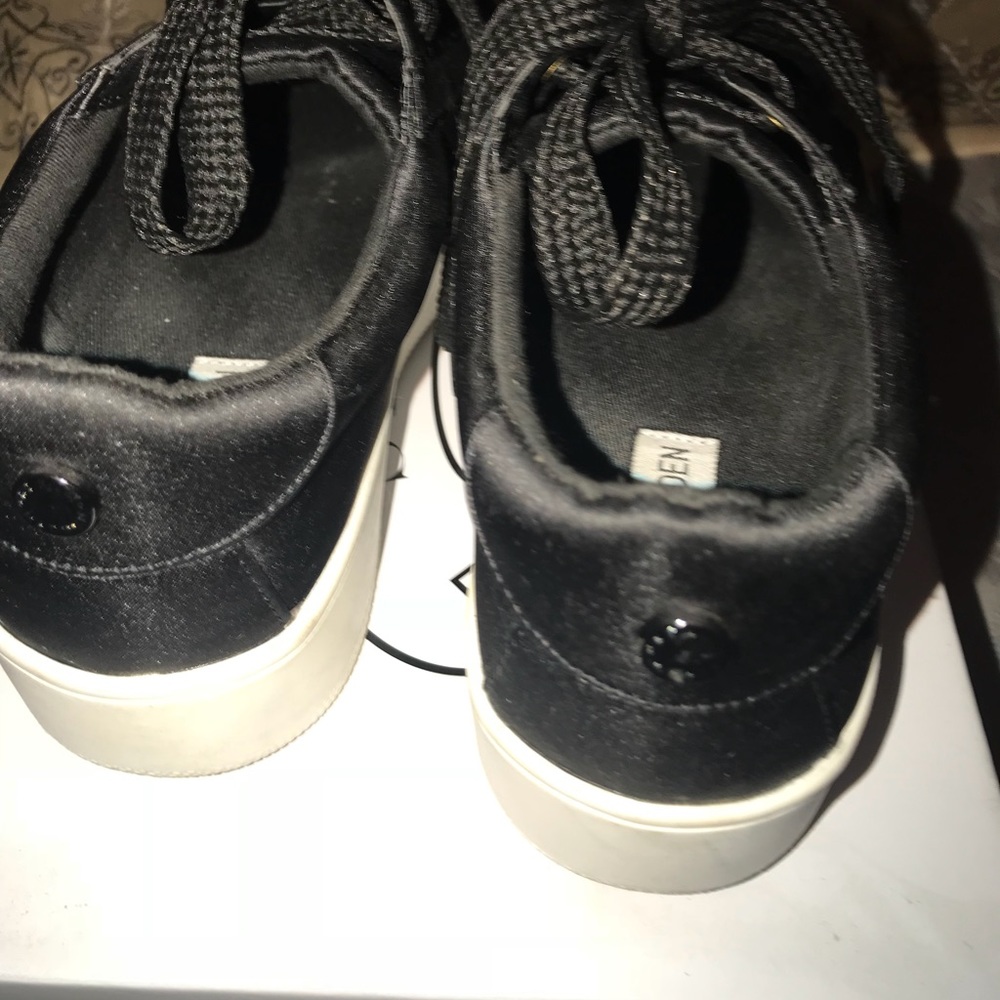 Steve Madden sneakers